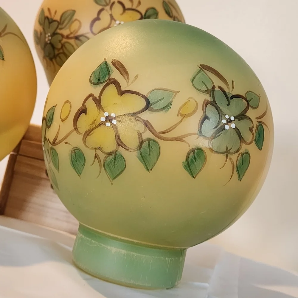 Mid Century Globe Lamp Shades Acrylic Plastic Set Of 3 Hand Painted Floral Grèen